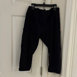 Lululemon Mesh Capri Leggings Size 10